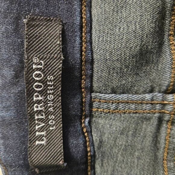 Liverpool crop straight leg jeans. Size 10/30. #866 - Picture 3 of 7